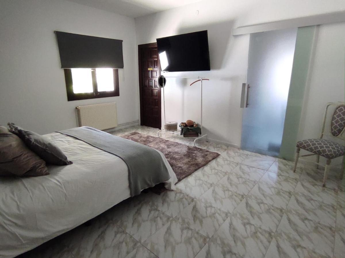 Villa Con Piscina A Un Paso De La Playa 베니돔 외부 사진